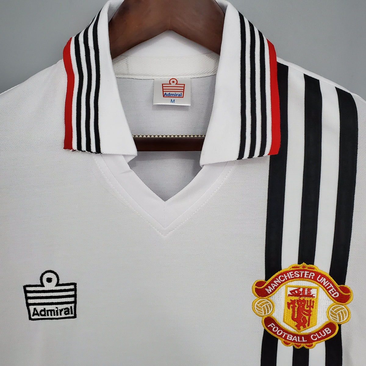 MANCHESTER UNITED RETRO