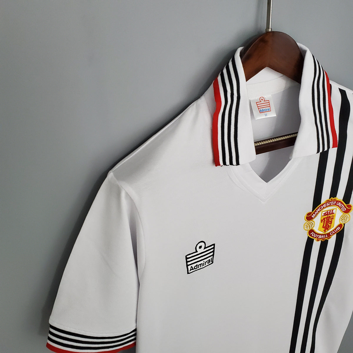 MANCHESTER UNITED RETRO