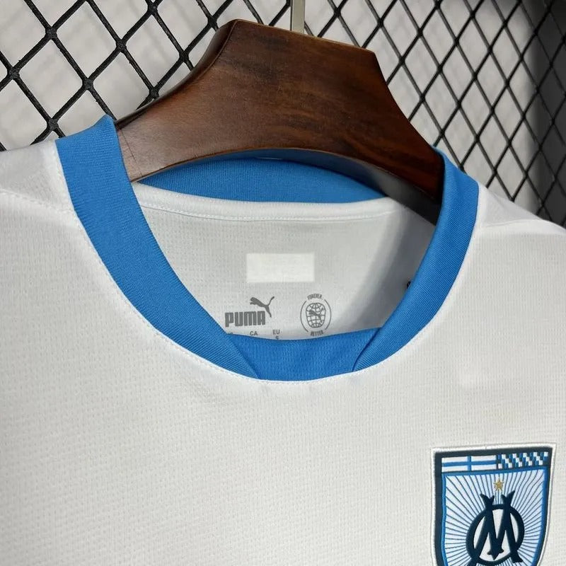 OLYMPIQUE DE MARSEILLE LOCAL 24-25