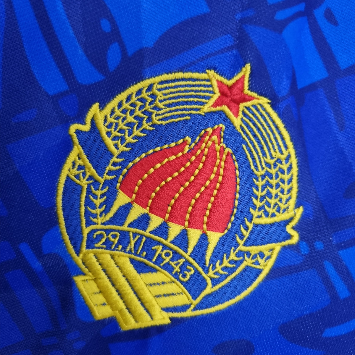 YUGOSLAVIA I 1992 HOMBRES (RETRO)
