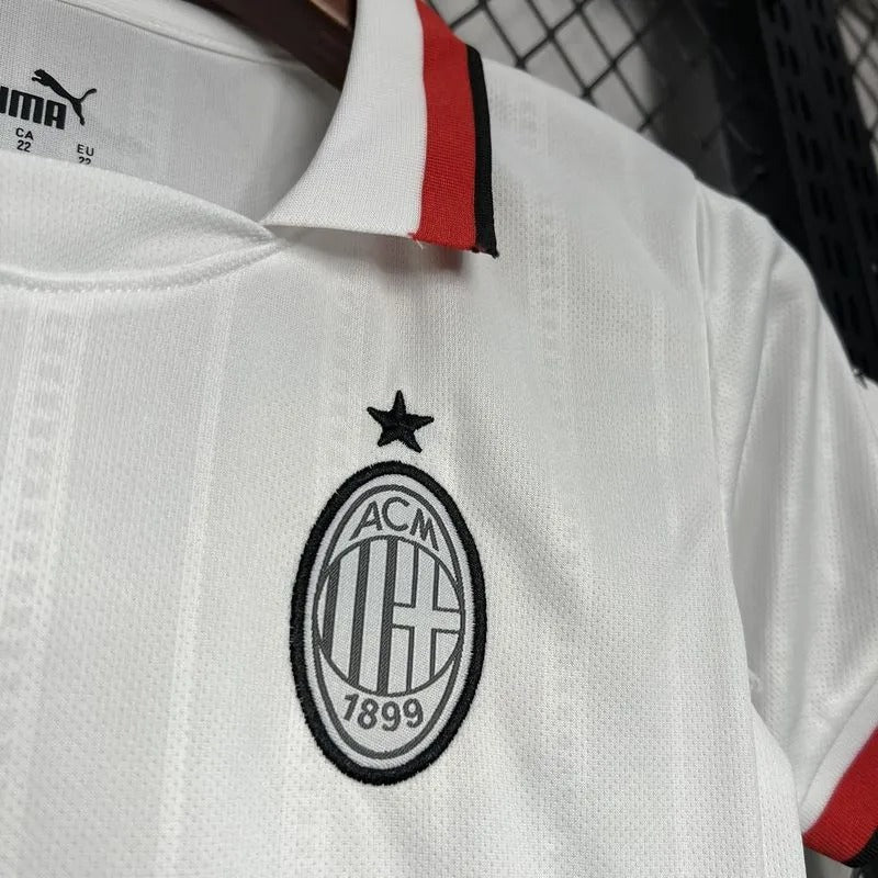 AC MILAN VISITANTE 24-25 NIÑOS