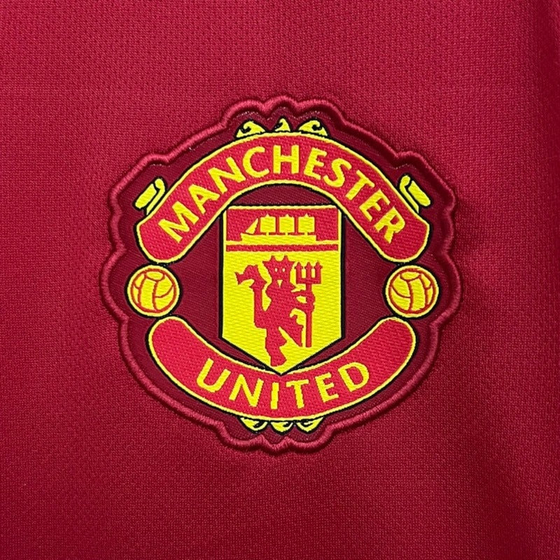 MANCHESTER UNITED LOCAL 25-26