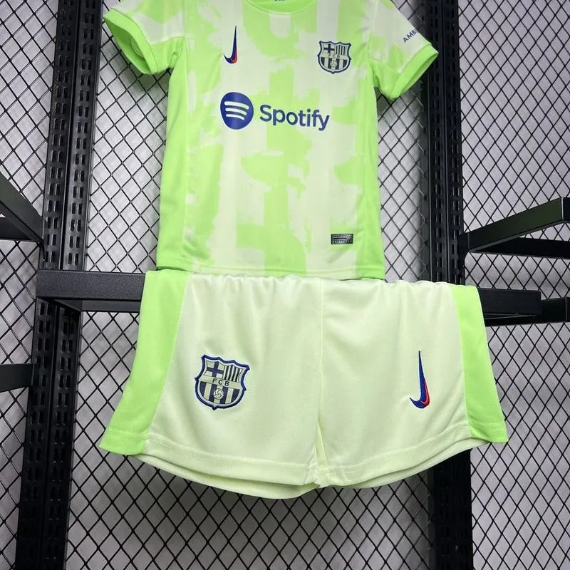 BARCELONA VISITANTE 24-25 NIÑOS