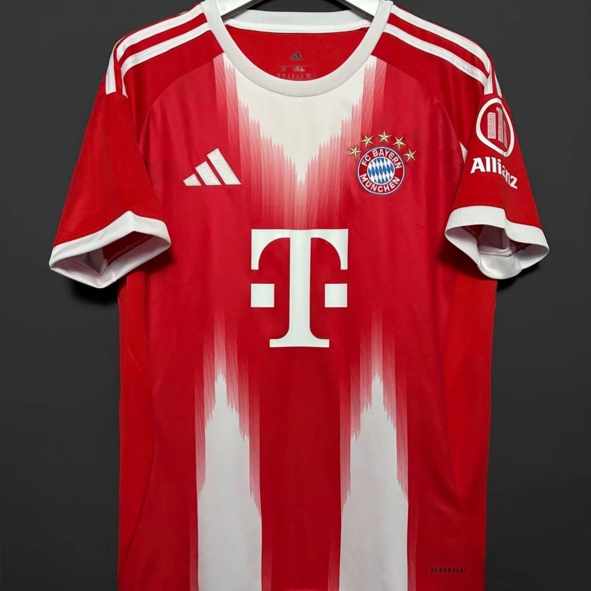 BAYERN MUNICH LOCAL 25-26