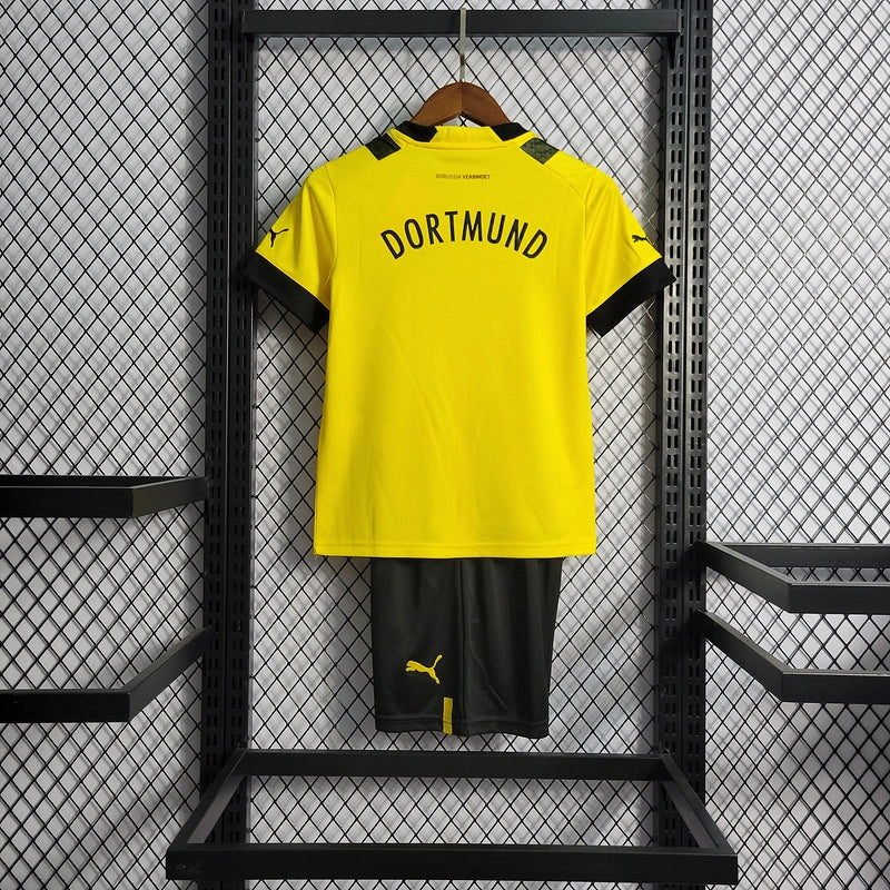 BORUSSIA DORTMUND LOCAL 22-23 NIÑOS