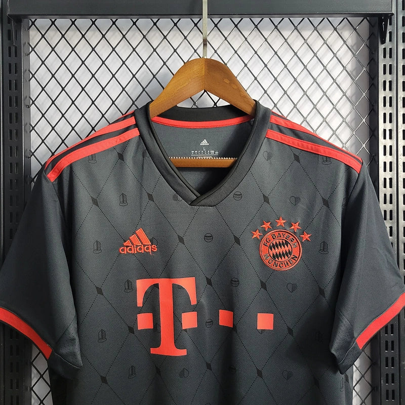 BAYERN MUNICH VISITANTE 22-23
