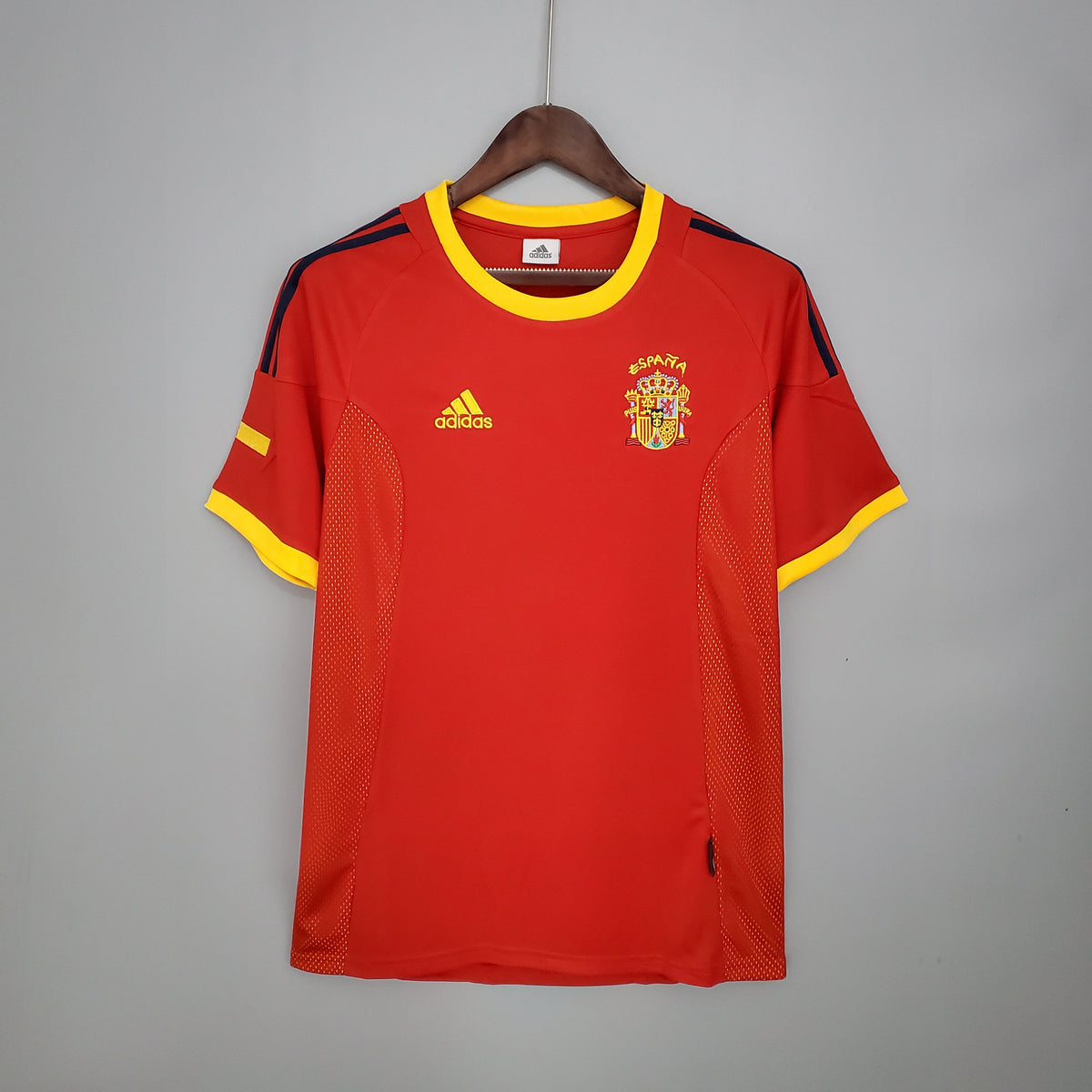 ESPAÑA l 2002 HOMBRES (RETRO)