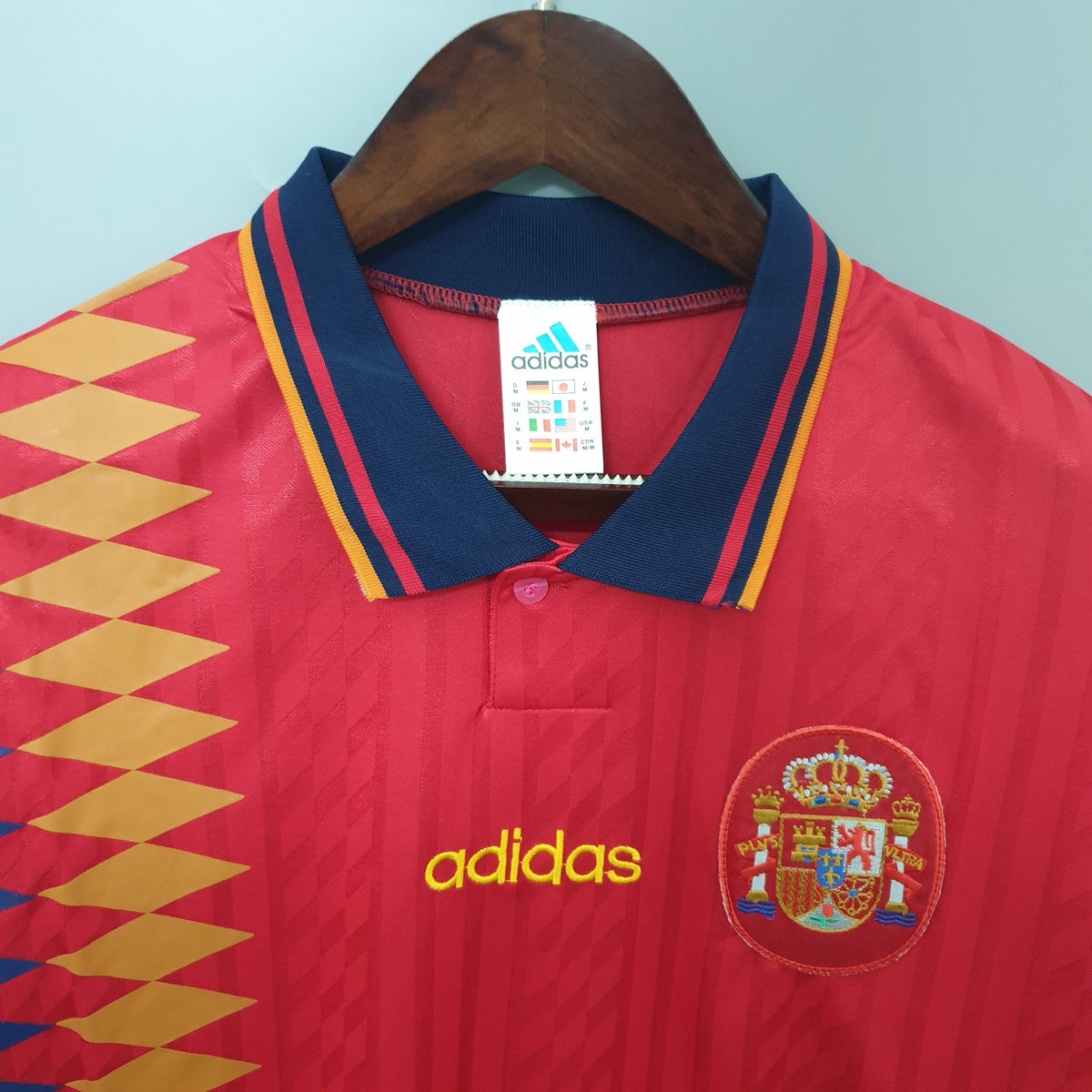 ESPAÑA l 1994 HOMBRES (RETRO)