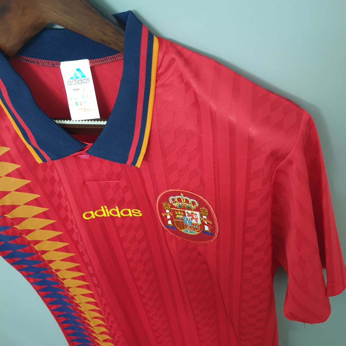 ESPAÑA l 1994 HOMBRES (RETRO)