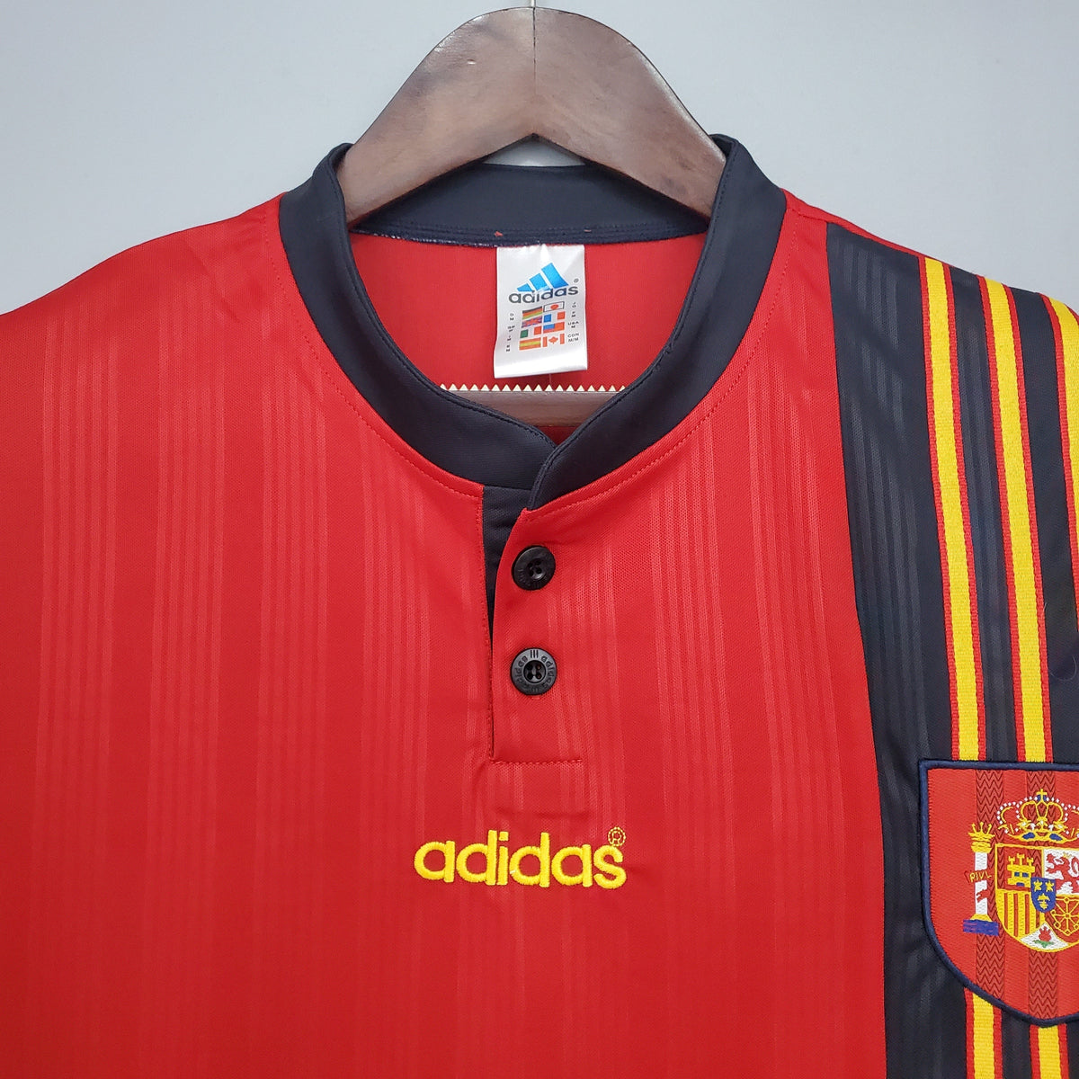 ESPAÑA l 1996 HOMBRES (RETRO)