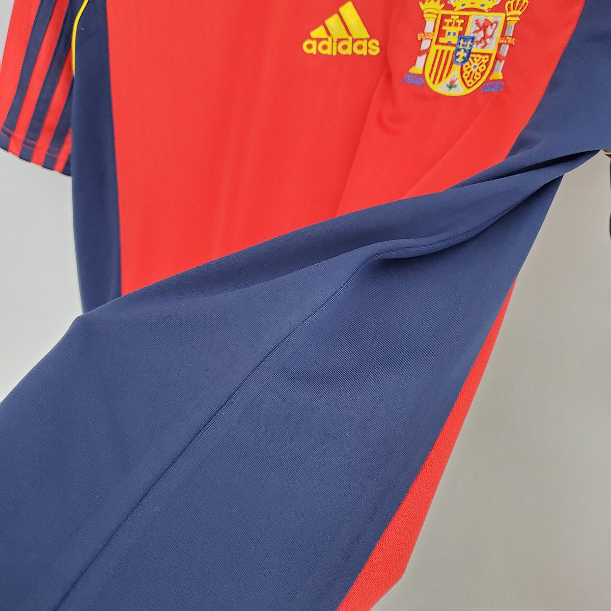 ESPAÑA l 1998 HOMBRES (RETRO)