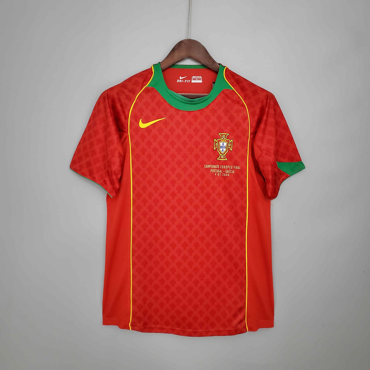 CAMISETA PORTUGAL 2004 (RETRO) | HOMBRES