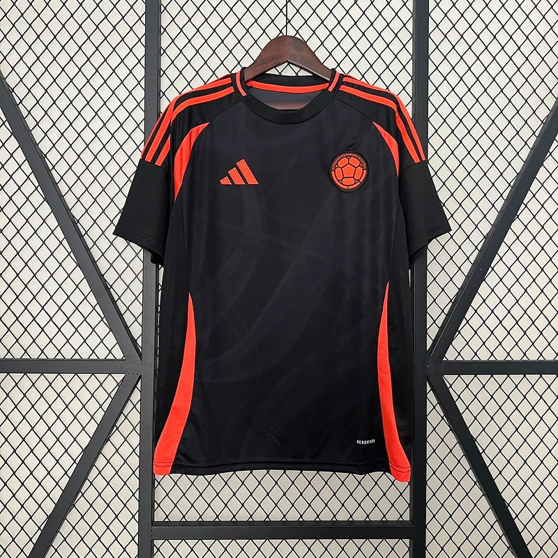 SELECCIÓN COLOMBIA VISITANTE 24-25